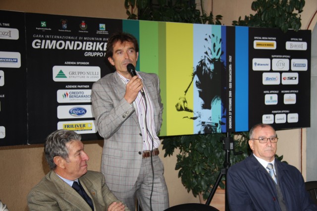From left, Felice Gimondi, Nino Nulli and Emilio Agostini